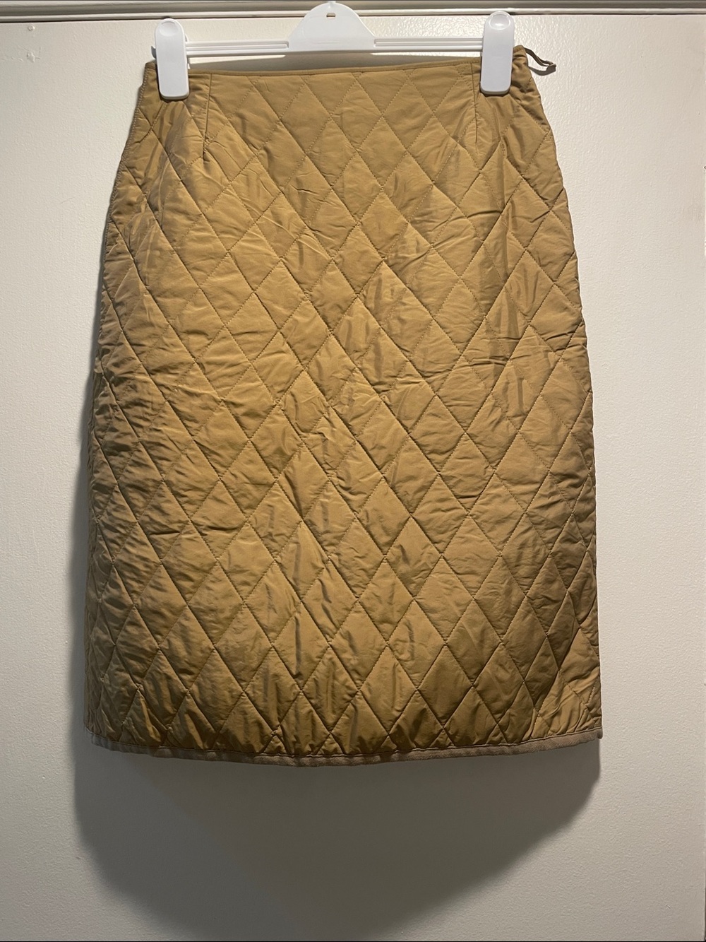 Weekend MaxMara Tan Quilted A-Line Wrap Skirt - US 10 (Fits Like US 6/8